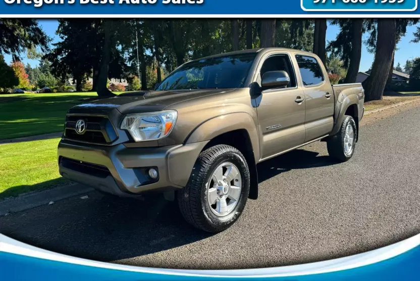 2013 Toyota Tacoma TRD Sport photo 1