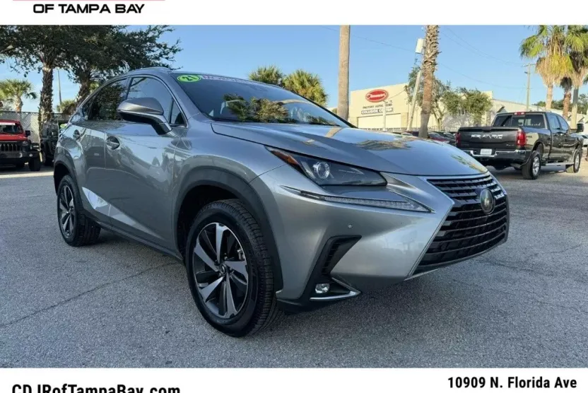 2021 Lexus NX 300 photo 1