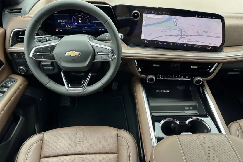 2025 Chevrolet Tahoe High Country photo 1