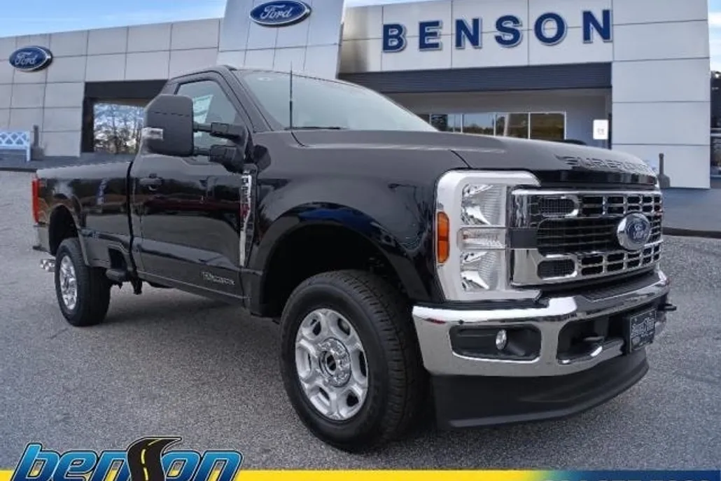 2025 Ford F-250 XLT photo 1