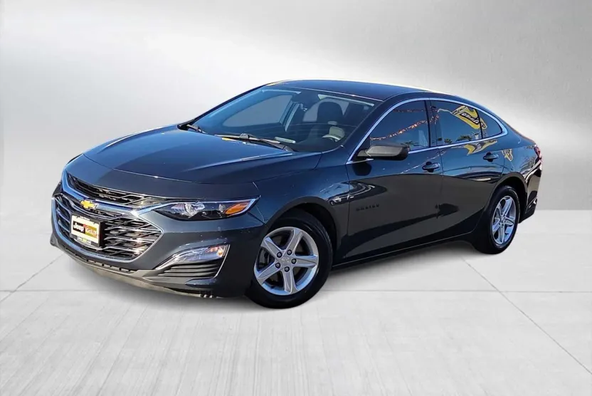 2020 Chevrolet Malibu LS photo 1