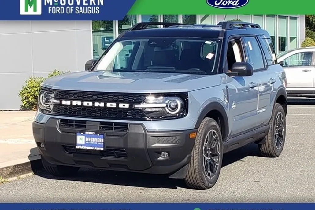 2025 Ford Bronco Sport Outer Banks photo 1