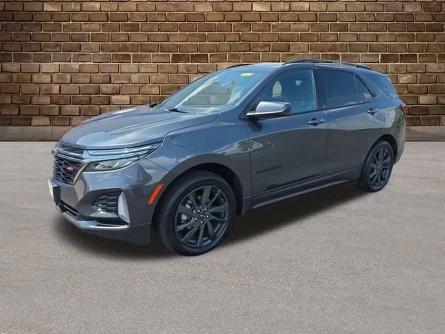2023 Chevrolet Equinox RS photo 1