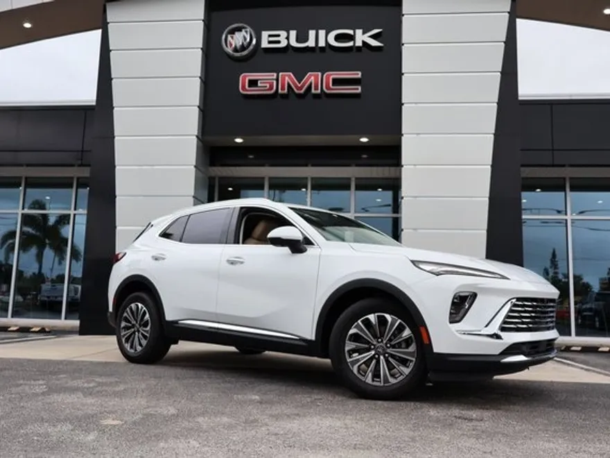2025 Buick Envision Preferred photo 1