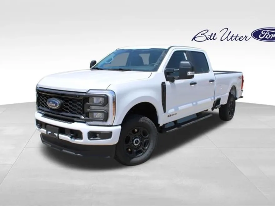 2025 Ford F-250 photo 1