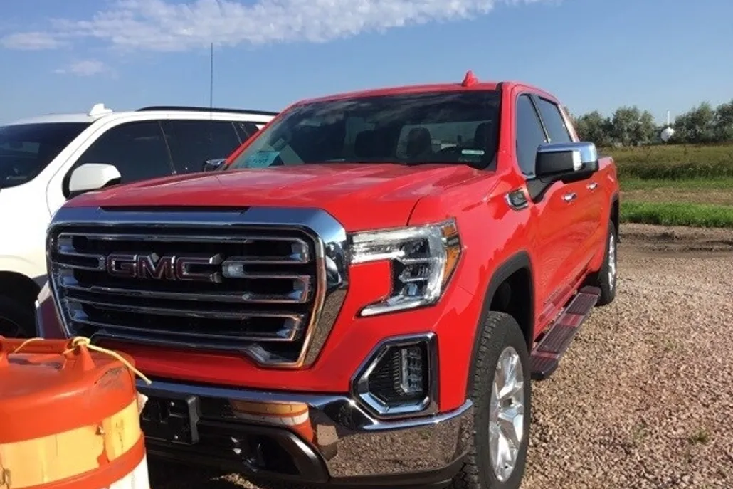 2021 Gmc Sierra 1500 SLT photo 1