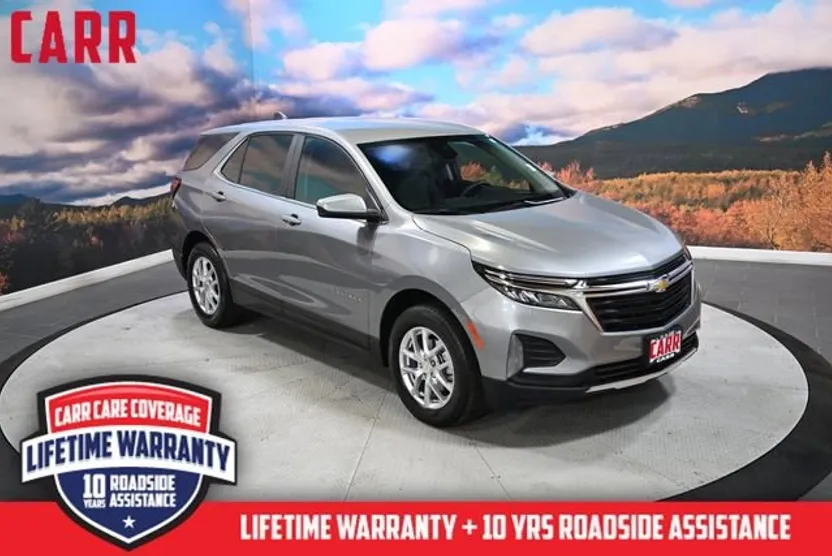 2024 Chevrolet Equinox LT photo 1