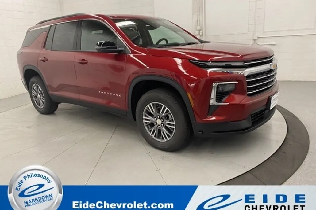 2026 Chevrolet Traverse photo 1
