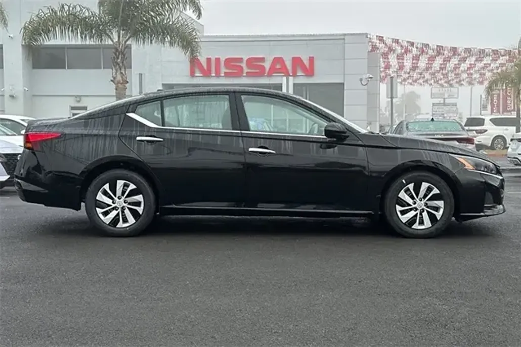 2025 Nissan Altima 2.5 S photo 1
