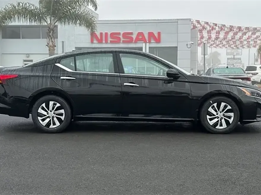 2025 Nissan Altima 2.5 S photo 1