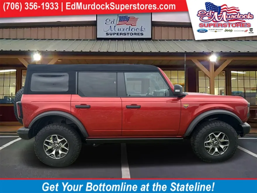 2023 Ford Bronco Badlands photo 1