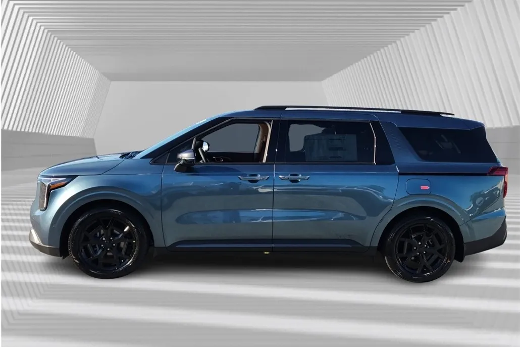 2026 Kia Carnival SX Prestige photo 1