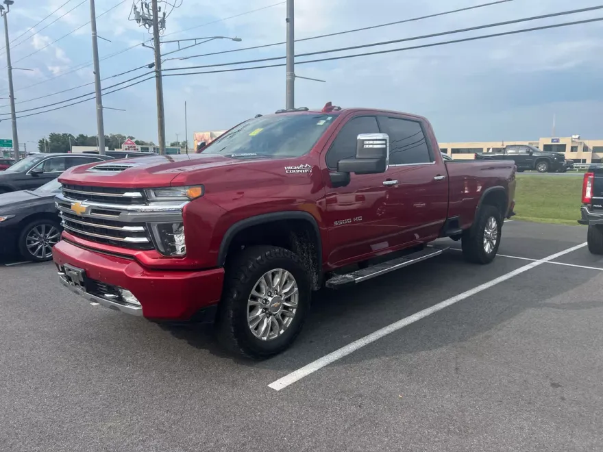 2022 Chevrolet Silverado 3500HD High Country photo 1