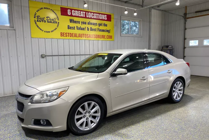 2014 Chevrolet Malibu 2LT photo 1
