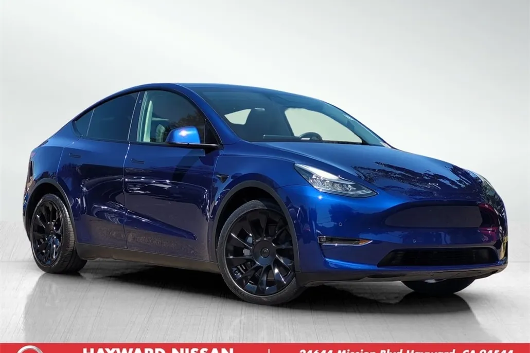 2021 Tesla Model Y Long Range photo 1