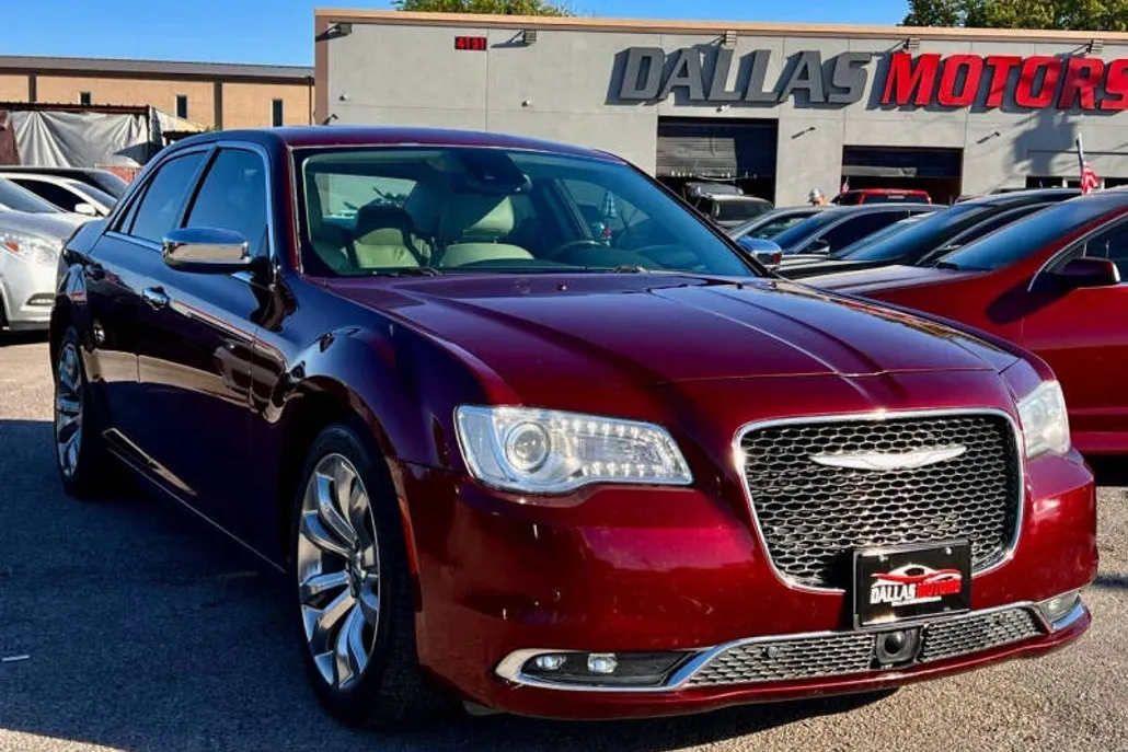 2016 Chrysler 300 C photo 1