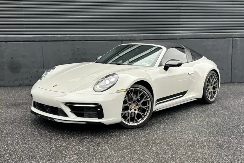 2022 Porsche 911 Targa 4S 4 GTS photo 1