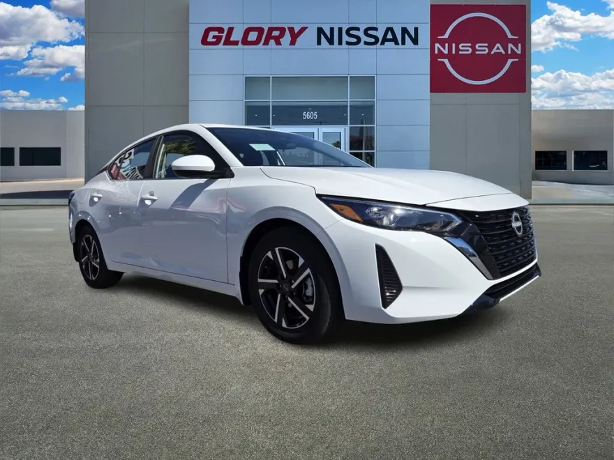 2025 Nissan Sentra SV photo 1