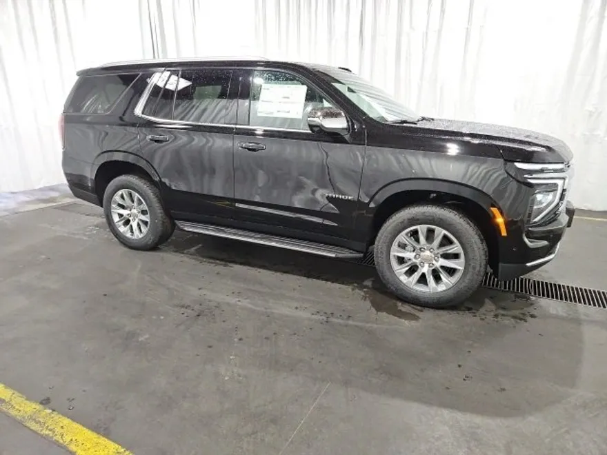 2025 Chevrolet Tahoe Premier photo 1