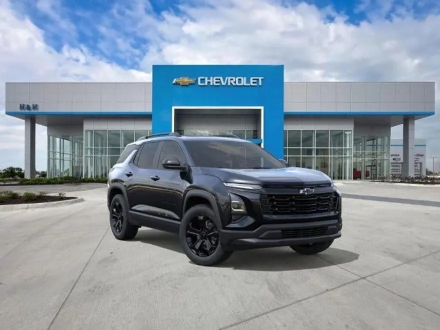 2026 Chevrolet Equinox LT photo 1