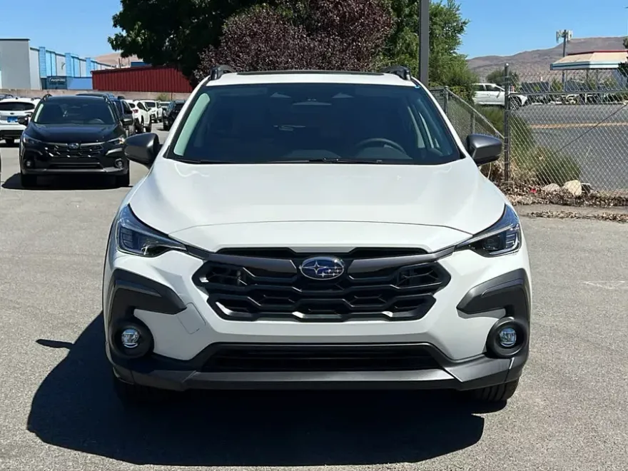2025 Subaru Crosstrek Limited photo 1