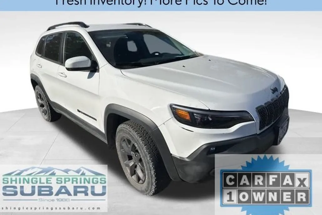 2020 Jeep Cherokee Upland photo 1