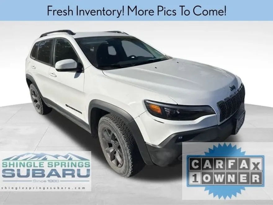 2020 Jeep Cherokee Upland photo 1