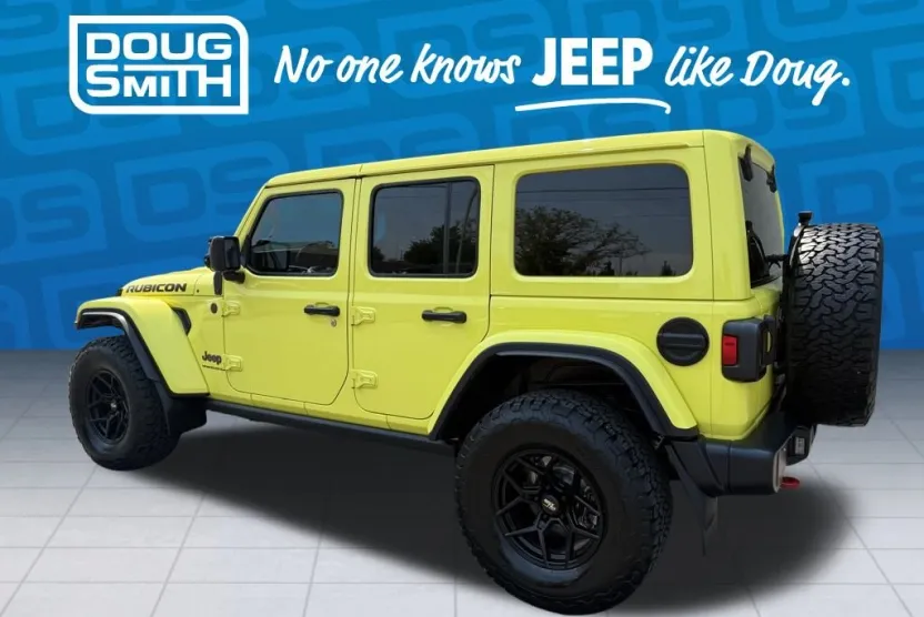 2023 Jeep Wrangler Rubicon photo 1