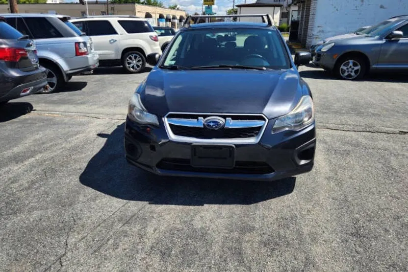 2013 Subaru Impreza 2.0i photo 1