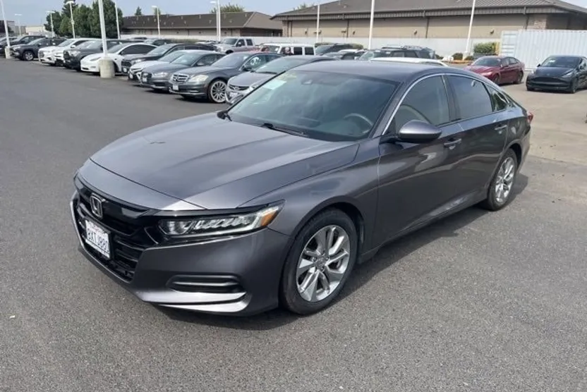 2018 Honda Accord LX photo 1
