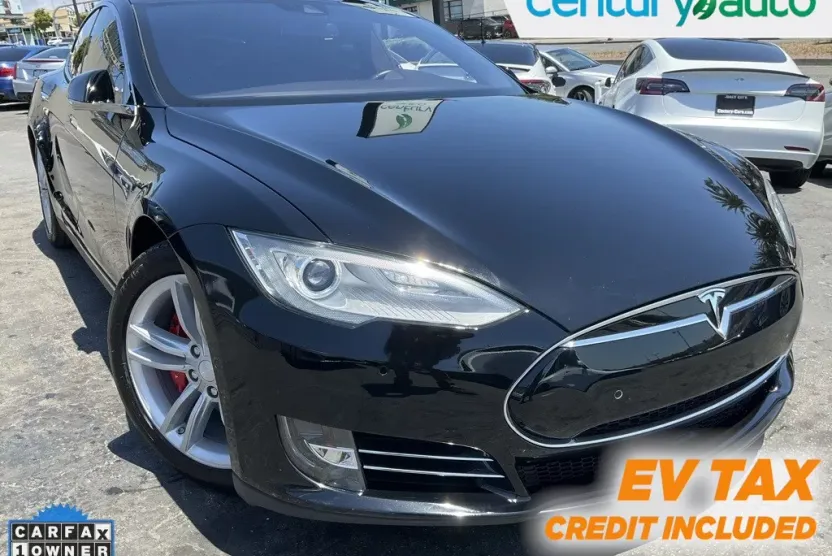 2015 Tesla Model S P85D photo 1
