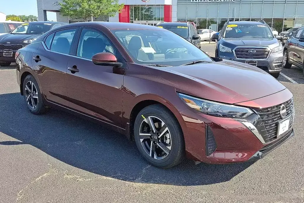 2025 Nissan Sentra SV photo 1