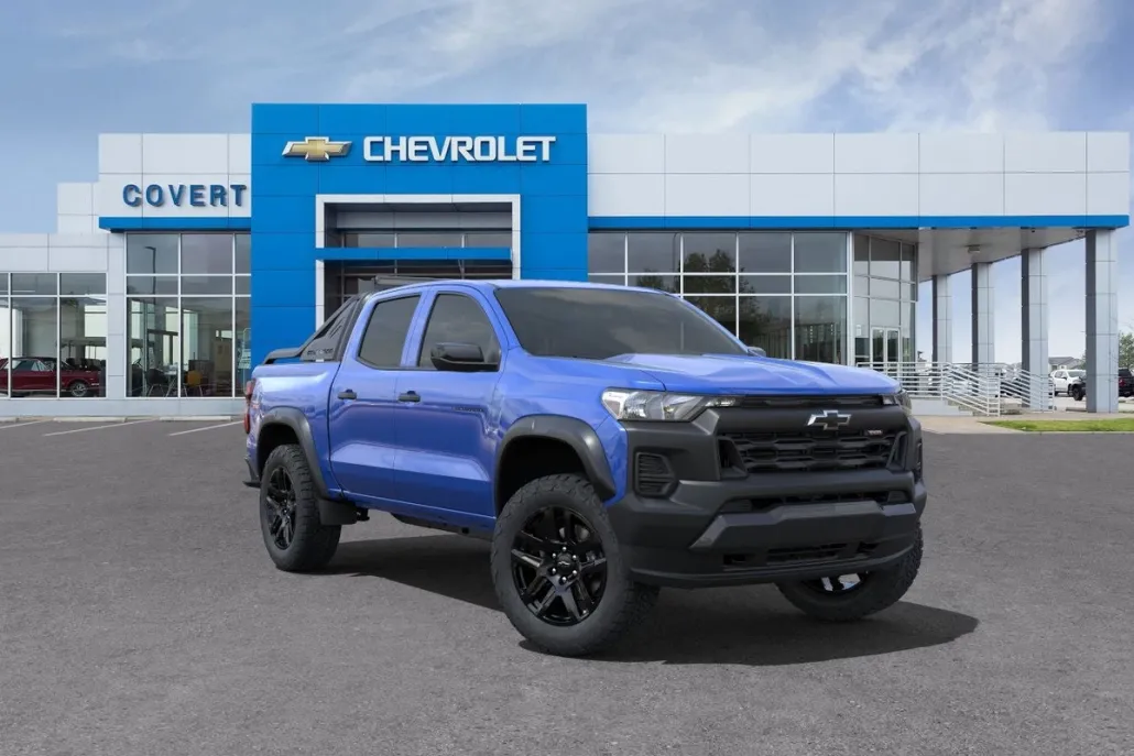 2025 Chevrolet Colorado Trail Boss photo 1
