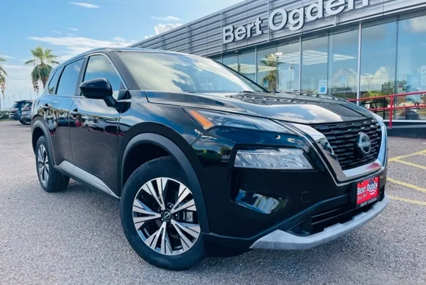 2023 Nissan Rogue SV photo 1
