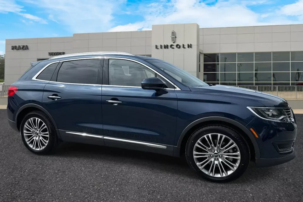 2017 Lincoln MKX Reserve photo 1