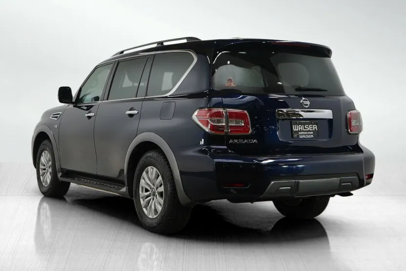 2020 Nissan Armada SV photo 1