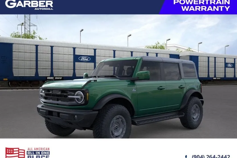 2025 Ford Bronco Outer Banks photo 1