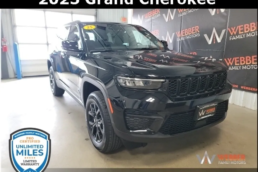 2025 Jeep Grand Cherokee Altitude X photo 1
