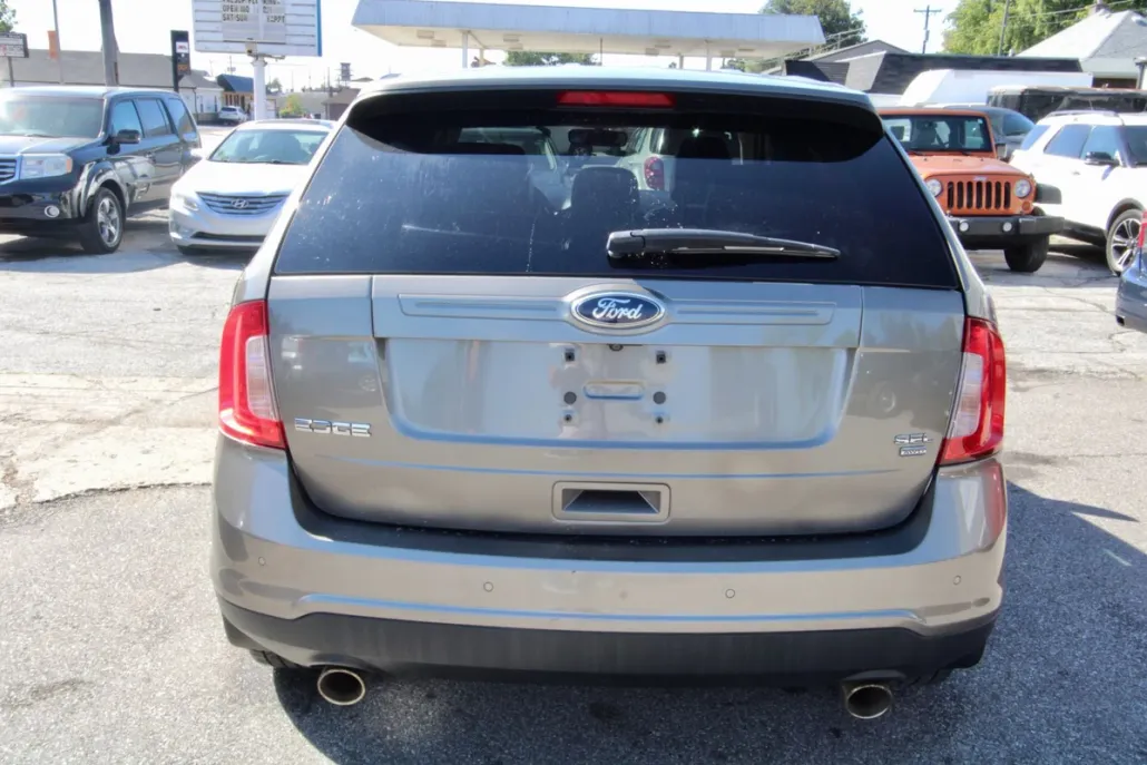 2013 Ford Edge SEL Sport photo 1