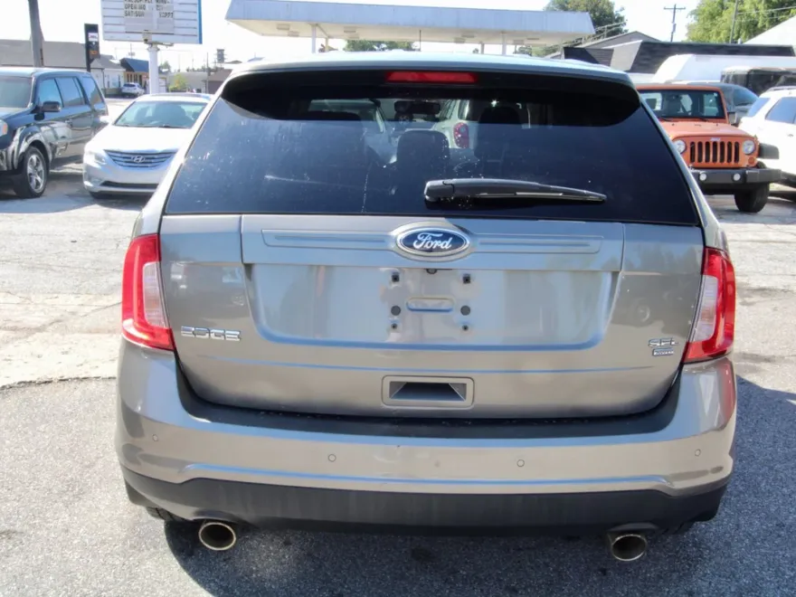 2013 Ford Edge SEL Sport photo 1