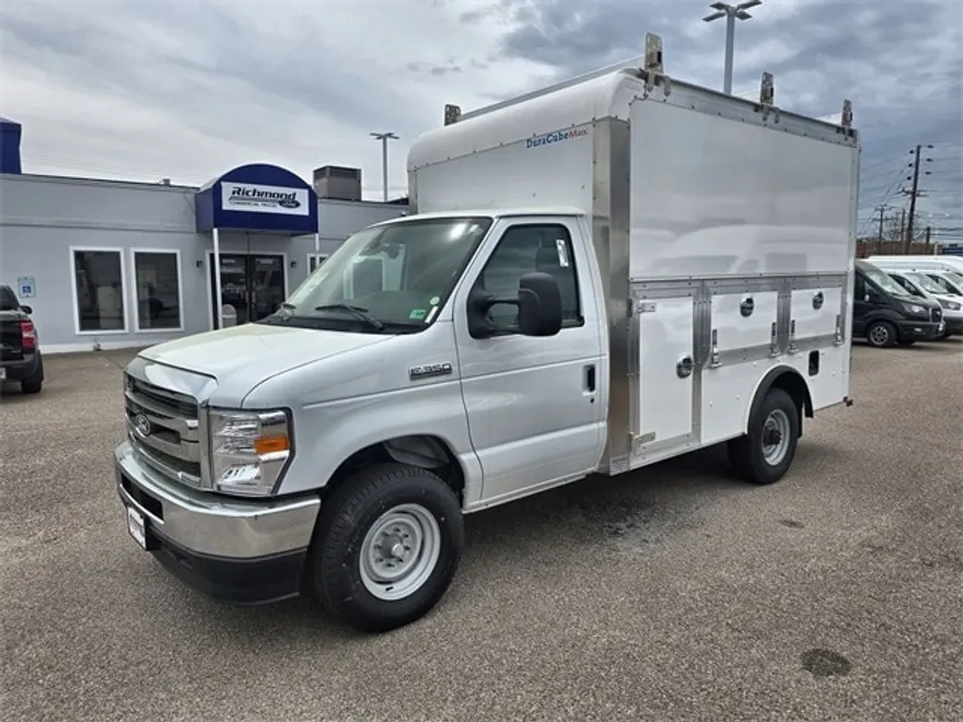 2026 Ford E-350 Base photo 1