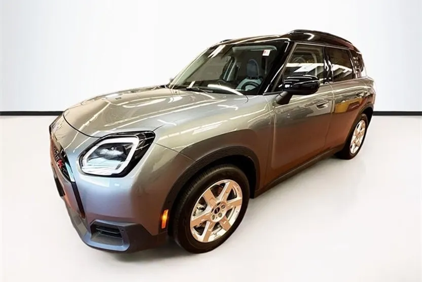 2025 Mini Countryman ALL4 S photo 1