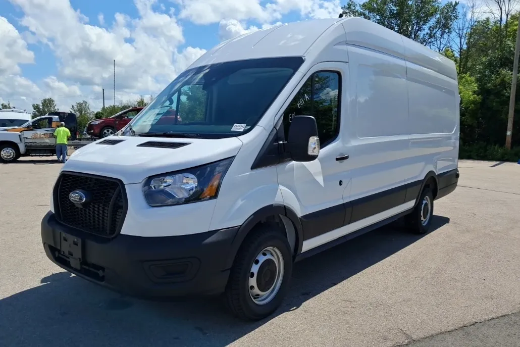 2025 Ford Transit Cargo Van photo 1