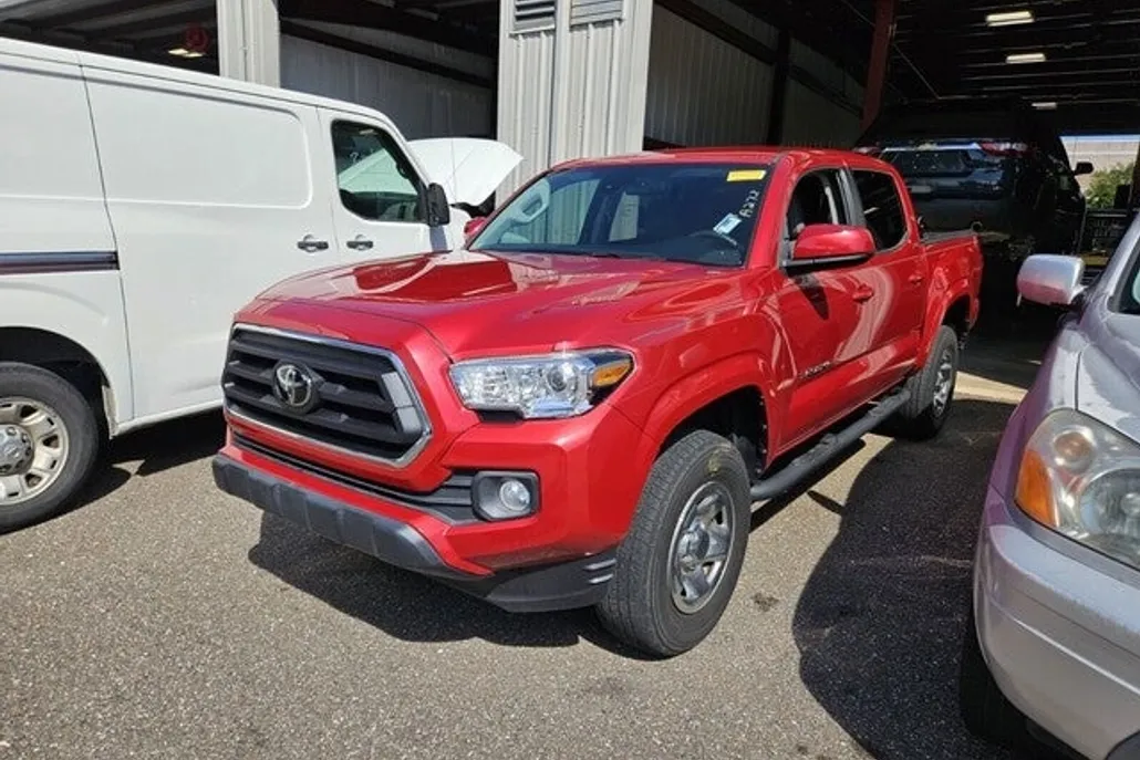 2021 Toyota Tacoma SR5 photo 1