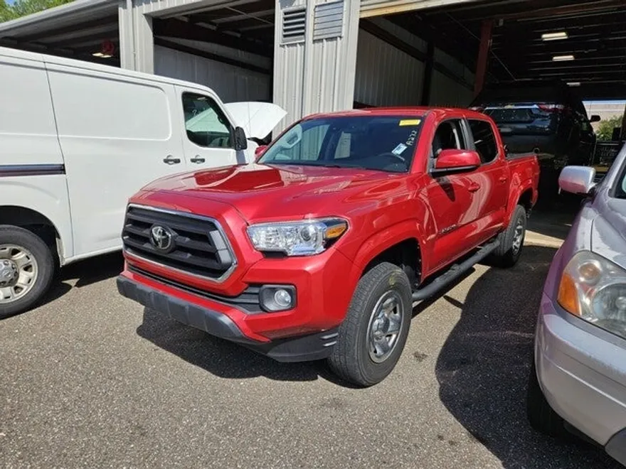 2021 Toyota Tacoma SR5 photo 1