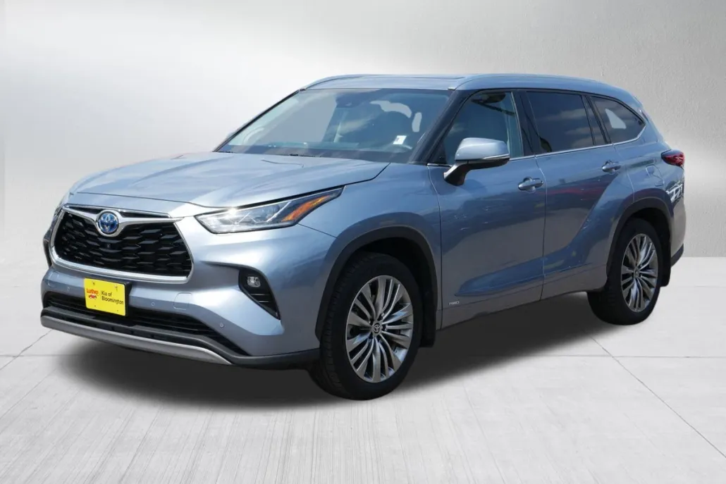 2022 Toyota Highlander Hybrid Platinum photo 1