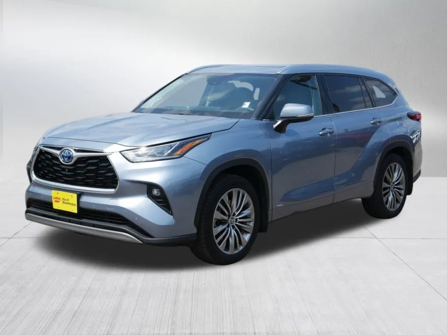 2022 Toyota Highlander Hybrid Platinum photo 1