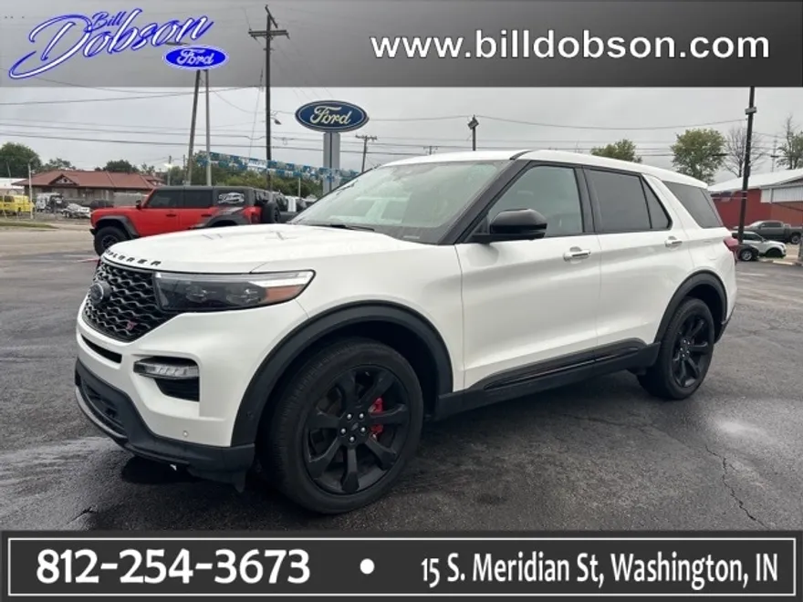 2022 Ford Explorer ST photo 1