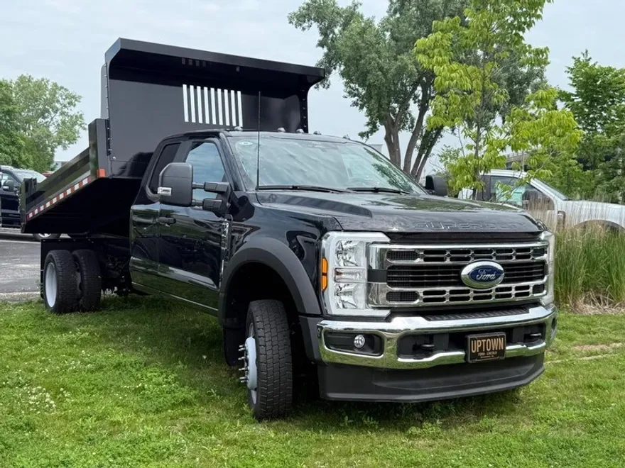 2024 Ford F-450 XL photo 1