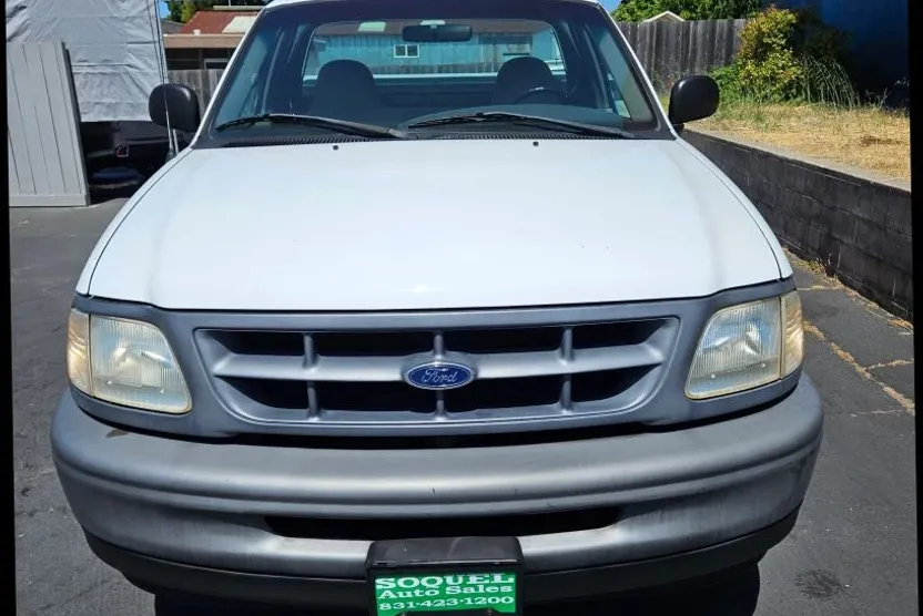 1998 Ford F-250 photo 1
